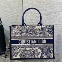 Perfette Qualità Repliche Dior Media Book Tote Bag con Tracolla Blu Ricamo Toile de Jouy Sauvage Imitazione