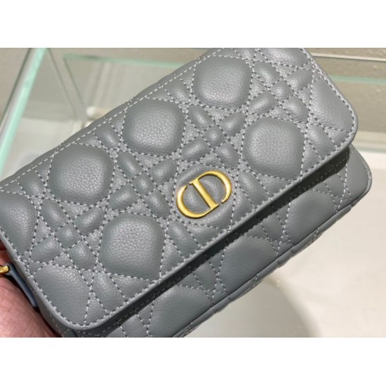 Migliore Repliche Pouch Dior Caro In pelle di vitello Cannage blu nuvola Economiche Outlet Online