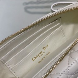 Replica perfetta Pouch Dior Caro In pelle di vitello Cannage bianca Imitazione Outlet Online