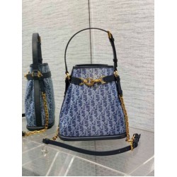 Repliche Borsa Dior C'est Media Jacquard Blu Denim Obliquo Imitazioni Premium Replica perfetta Borsa Dior C'est Media Jacquard Blu Denim Obliquo Imitazione Outlet Online