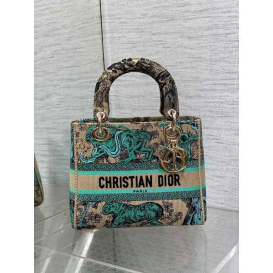 Miglior Falso Dior Dioriviera Lady D-Lite Medium Bag Raffia con ricamo Toile de Jouy Sauvage verde Economiche Premium