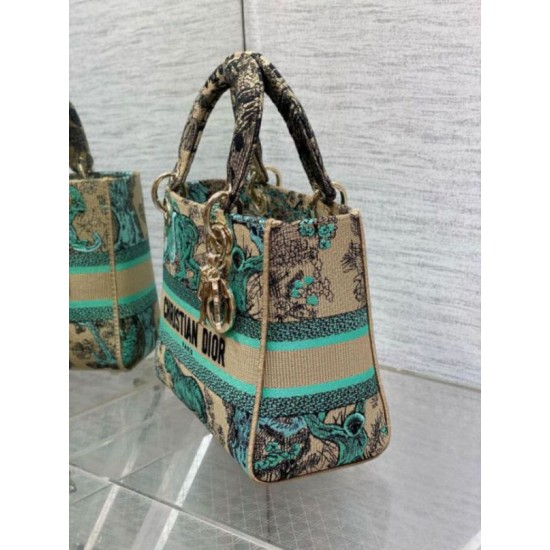 Miglior Falso Dior Dioriviera Lady D-Lite Medium Bag Raffia con ricamo Toile de Jouy Sauvage verde Economiche Premium