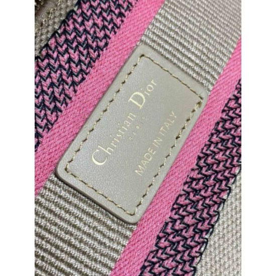 Replica perfetta Dior Dioriviera Lady D-Lite Medium Bag Raffia con ricamo Toile de Jouy Sauvage rosa Imitazione Outlet Online