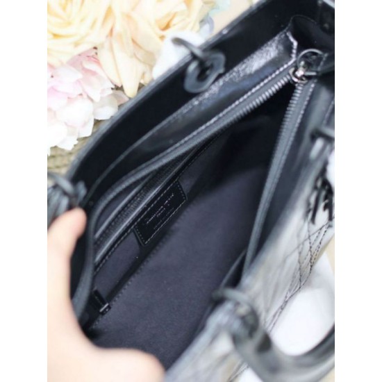 Replica perfetta Dior Medium Lady D-Sire My ABCDior Bag Black Crinkled Calfskin Imitazione Outlet Online