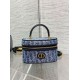 Perfette Qualità Repliche Dior 30 Montaigne Mini Vanity Case Blu Denim Oblique Jacquard Imitazione