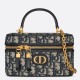 Repliche Dior 30 Montaigne Mini Vanity Case Blu Oblique Jacquard Imitazioni Premium Migliore Repliche Dior 30 Montaigne Mini Vanity Case Blu Oblique Jacquard Economiche Outlet Online