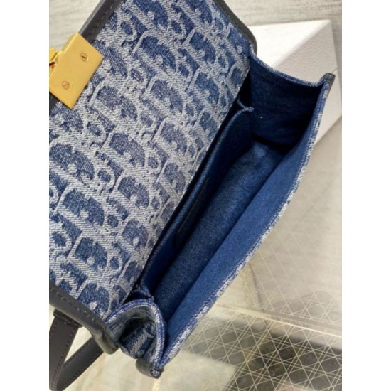 Miglior Falso Borsa Dior 30 Montaigne East-West con catena Blue Denim Oblique Jacquard Economiche Premium