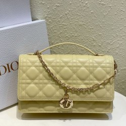 Miglior Falso Borsa Dior Miss Dior con manico superiore Pelle di agnello Cannage giallo pastello Economiche Premium