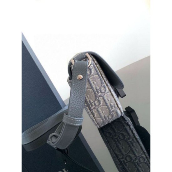 Borsa Dior Mini Saddle Messenger Grigio Obliquo Jacquard e pelle di vitello Replica originale di alta qualità Miglior Falso Borsa Dior Mini Saddle Messenger Grigio Obliquo Jacquard e pelle di vitello Economiche Premium