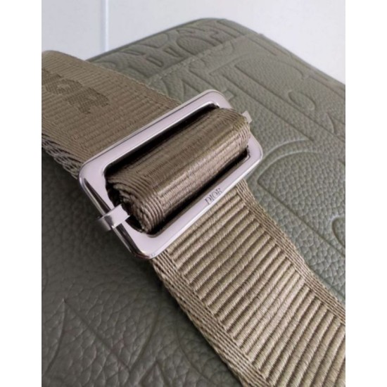 Perfette Qualità Repliche Dior Rider 2.0 Borsa a tracolla con cerniera Khaki Gravity Imitazione Migliore Repliche Dior Rider 2.0 Borsa a tracolla con cerniera Khaki Gravity Economiche Outlet Online