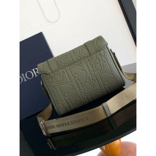 Replica perfetta Borsa a tracolla Dior Hit the Road Flap Khaki Gravity Imitazione Outlet Online