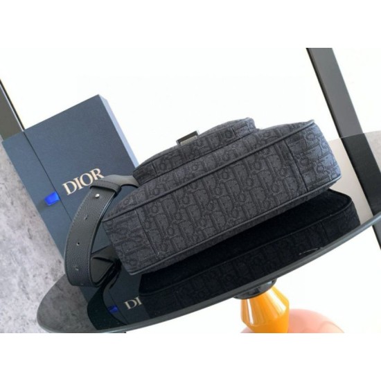 Migliore Replica Borsa tote Dior Saddle Nera Dior Oblique Jacquard Nera Imitazioni Outlet Italia Replica perfetta Borsa tote Dior Saddle Nera Dior Oblique Jacquard Nera Imitazione Outlet Online