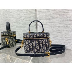 Miglior Falso Dior Small CD Signature Vanity Case Blue Oblique Jacquard Economiche Premium