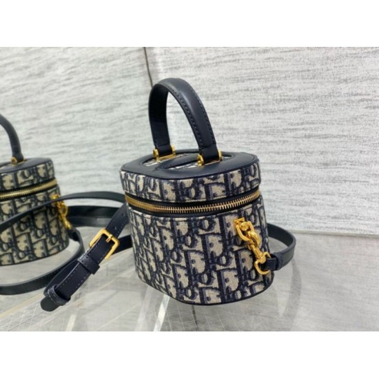 Miglior Falso Dior Small CD Signature Vanity Case Blue Oblique Jacquard Economiche Premium
