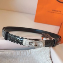 Replica Cintura Hermès Kelly 18 Diamond Nero Alligatore Lucido imitazione Falso