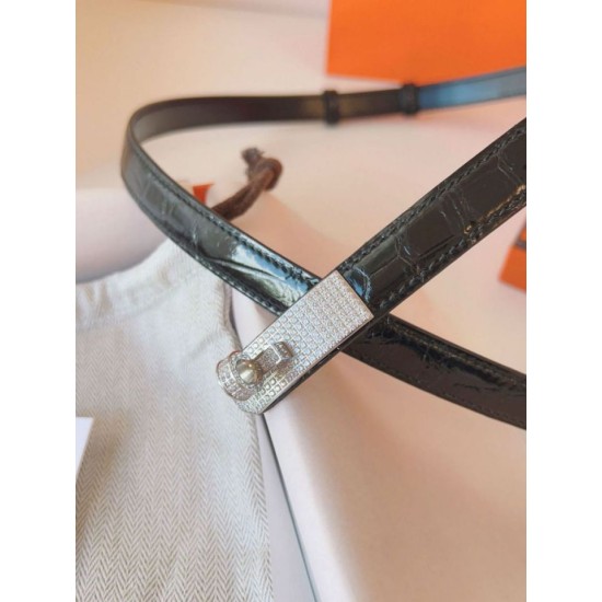 Replica Cintura Hermès Kelly 18 Diamond Nero Alligatore Lucido imitazione Falso