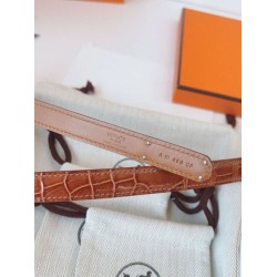 Replica Cintura Hermès Kelly 18 Caramello Alligatore Lucido imitazione Falso
