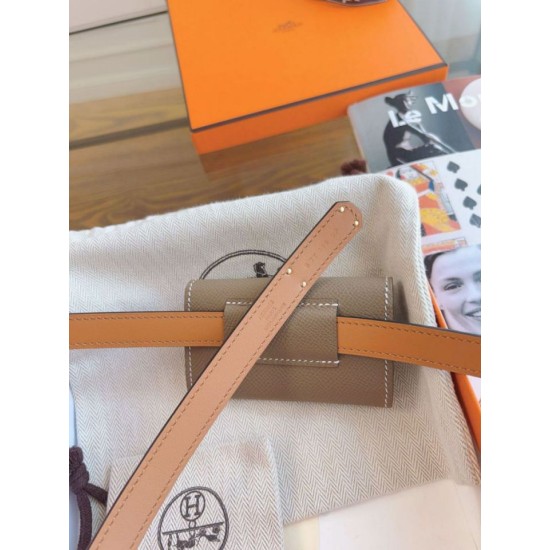 Replica Cintura Hermès Kelly Pocket 18 in vitello Epsom color etoupe imitazione Falso