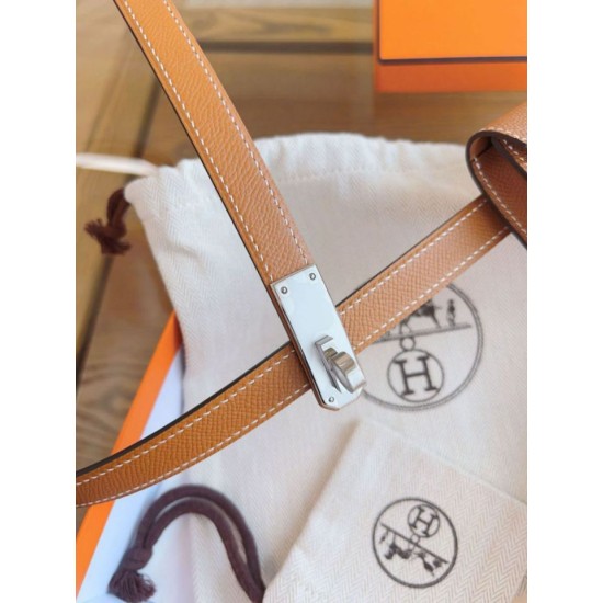 Replica Cintura Hermès Kelly Pocket 18 in vitello Epsom color oro imitazione Falso