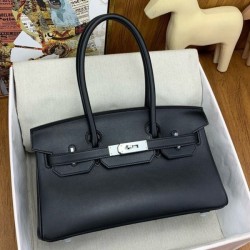 Replica Borsa a spalla Hermès Birkin Light 29 nera in pelle di vitello Swift imitazione Falso