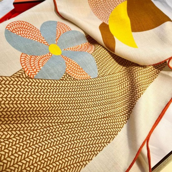 Replica Hermes Beige Il mio primo scialle galoppo 140 imitazione Falso