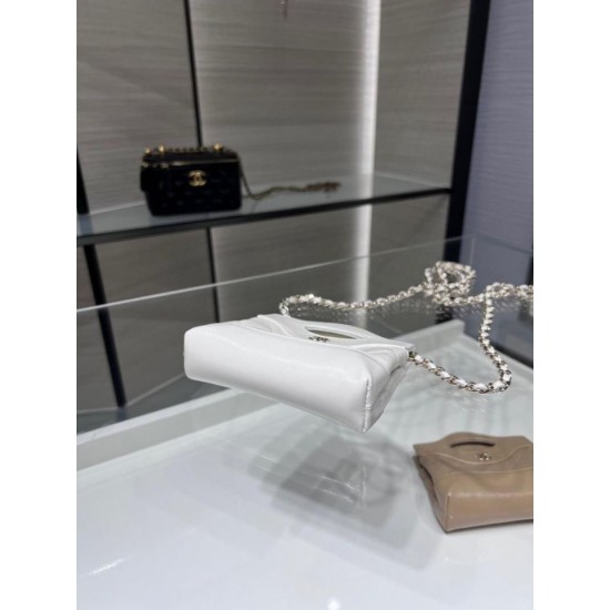Replica perfetta Pochette con catena AP3875 bianca Imitazione Outlet Online