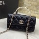 Migliore Repliche Porta cellulare con patta e catena nera AP3575 Economiche Outlet Online