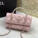 Migliore Repliche Porta cellulare con patta e catena rosa AP3575 Economiche Outlet Online