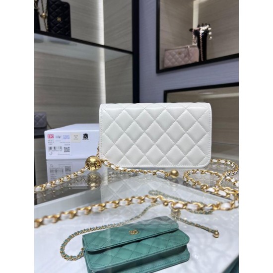 Replica perfetta Portafoglio con catena in pelle di agnello AP3071 Bianco Imitazione Outlet Online