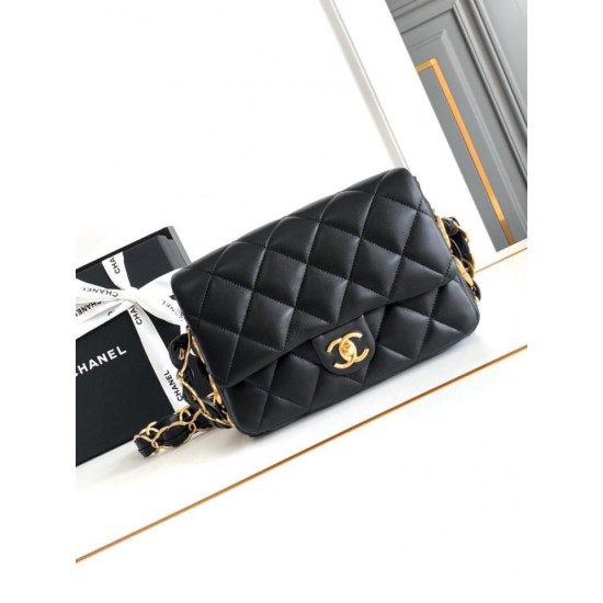 Miglior Falso Borsa con patta in pelle di agnello AS2409 Nera Economiche Premium
