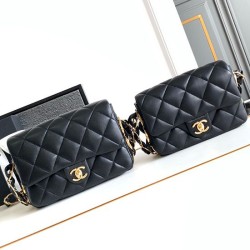 Miglior Falso Borsa con patta in pelle di agnello AS2409 Nera Economiche Premium