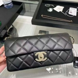 Migliore Repliche Borsa con patta in pelle di agnello nera AS3791 Economiche Outlet Online
