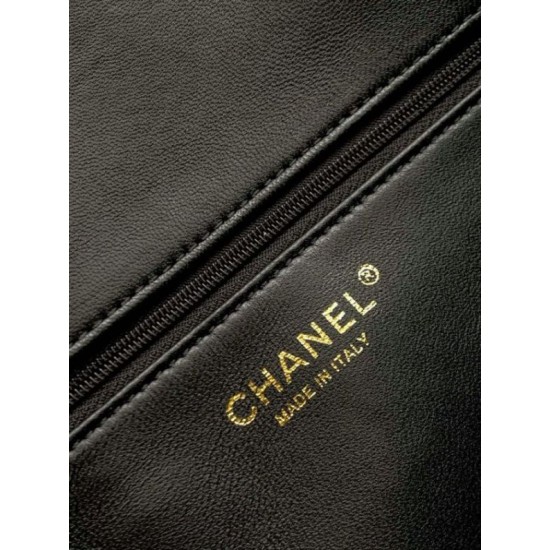 Migliore Repliche Borsa a tracolla con patta in pelle di agnello nera AS3896 Economiche Outlet Online