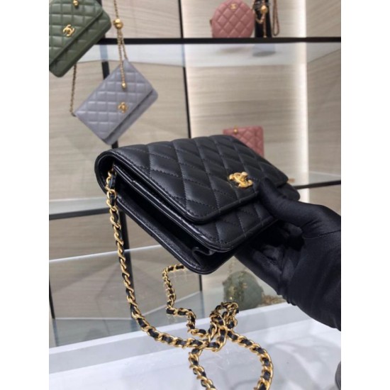 Perfette Qualità Repliche Portafoglio con catena WOC in pelle di agnello AP1450 Nero Imitazione