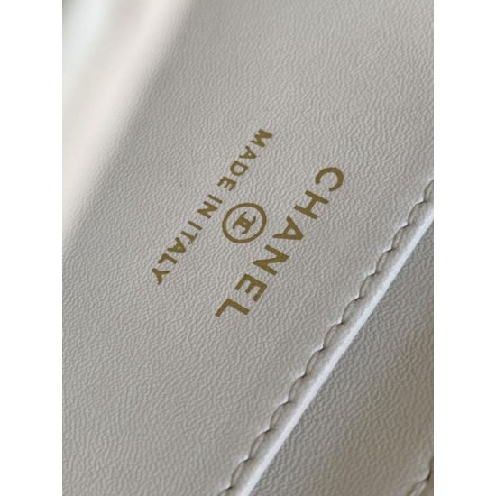 Repliche Pochette in vernice bianca AP3585 Imitazioni Premium Migliore Repliche Pochette in vernice bianca AP3585 Economiche Outlet Online