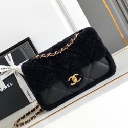 Miglior Falso Borsa con patta in pelle di agnello shearling AS5149 Nera Economiche Premium