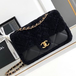 Miglior Falso Borsa con patta in pelle di agnello shearling AS5149 Nera Economiche Premium