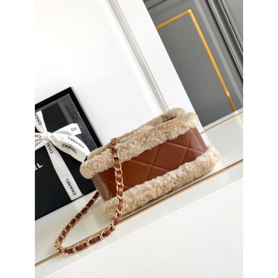 Replica perfetta Borsa mini con patta in pelle di agnello shearling AS5148 Beige Imitazione Outlet Online