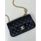 Migliore Repliche Borsa piccola con patta nera AS4041 Economiche Outlet Online