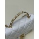 Replica perfetta Borsa piccola con patta con manico superiore bianca AS4023 Imitazione Outlet Online