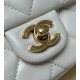 Replica perfetta Borsa piccola con patta con manico superiore bianca AS4023 Imitazione Outlet Online