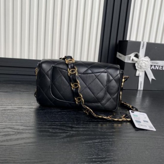Replica perfetta Borsa piccola con patta in pelle di agnello AS5167 Nera Imitazione Outlet Online