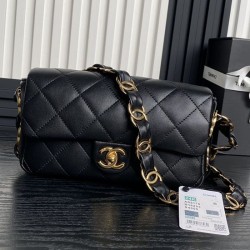 Replica perfetta Borsa piccola con patta in pelle di agnello AS5167 Nera Imitazione Outlet Online