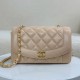 Replica perfetta Borsa vintage con patta in pelle di agnello Beige A2221 Imitazione Outlet Online