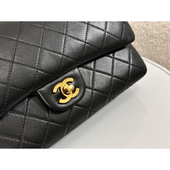 Miglior Falso Borsa vintage con patta in pelle di agnello nera A2220 Economiche Premium