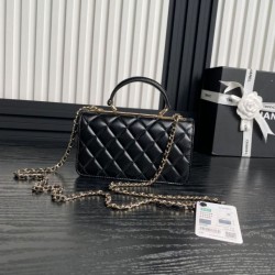 Migliore Repliche Borsa Woc 24B Trendy CC con patta AP4184 Nera Economiche Outlet Online