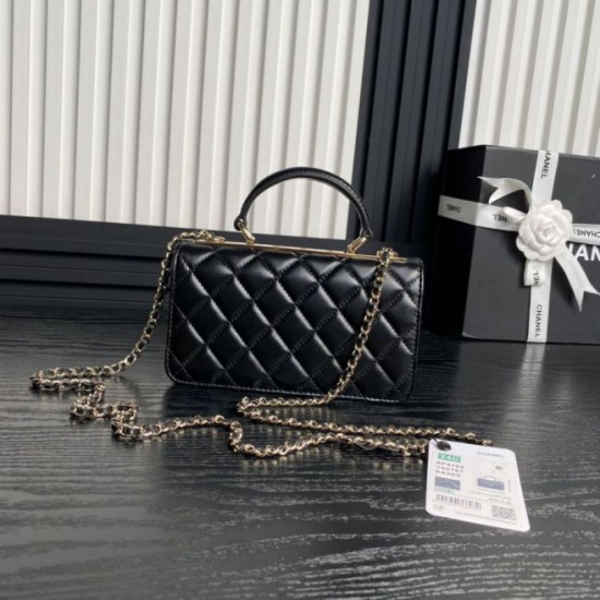 Migliore Repliche Borsa Woc 24B Trendy CC con patta AP4184 Nera Economiche Outlet Online
