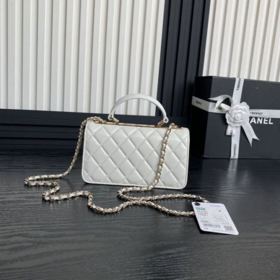 Migliore Repliche Borsa Woc 24B Trendy CC con patta AP4184 Bianca Economiche Outlet Online