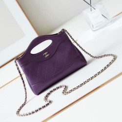 Replica perfetta 31 Mini Shopping Borsa Pochette con catena lucida AS3656 Viola Imitazione Outlet Online