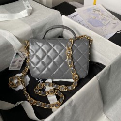 Migliore Replica Borsa mini con patta con manico superiore AS4992 Grigio Imitazioni Outlet Italia Migliore Repliche Borsa mini con patta con manico superiore AS4992 Grigio Economiche Outlet Online